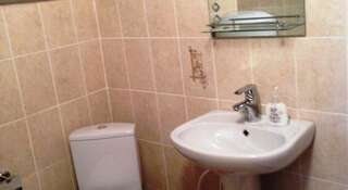 Гостевой дом Guesthouse-apartment Dzhigitskaya Сочи Четырехместный номер-2